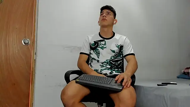 andrew_rose_ Obrolan Langsung XXX