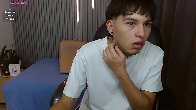StiwenTwink Live XXX Chat
