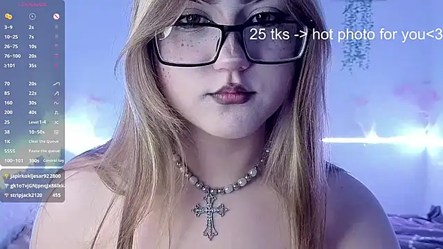 Онлайн чат XXX CucKuhta