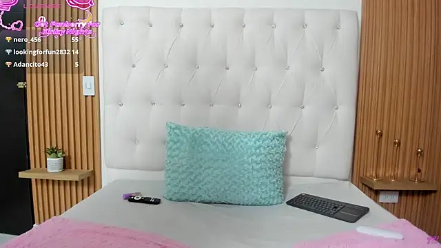 GreciaEvanss Chat XXX in diretta