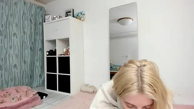 KenzieDawton webkamerás műsora