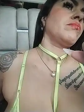 Czat XXX na żywo – chelaqueen_