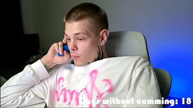 DENIS_HERE's Live XXX Chat