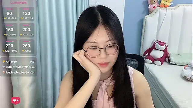 Luna-666 网络视讯表演