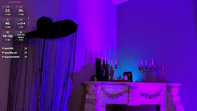 Kelly_Woods live XXX chat