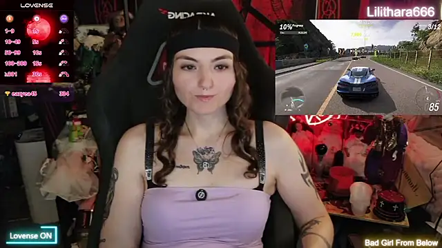 XXX chat uživo modela Lilithara666