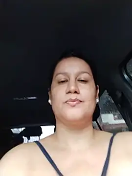 Chatroom XXX en direct de keilymadam