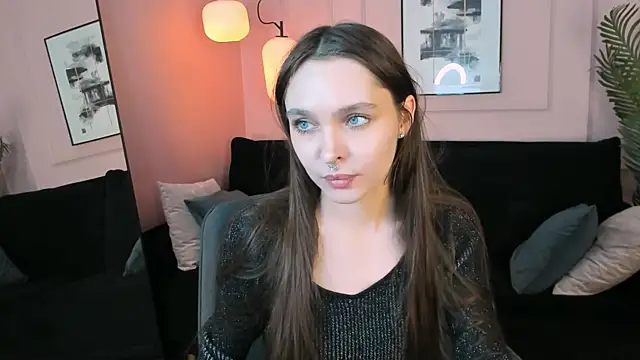 Chat XXX en directo de ChloeSunny