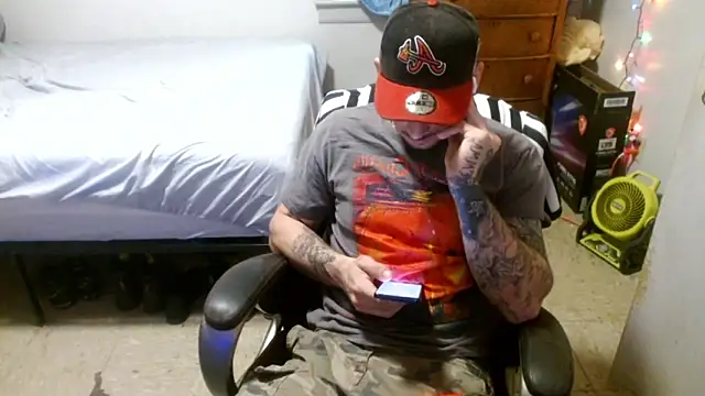 Chatroom XXX en direct de DADDY_KANE8---