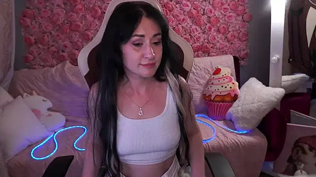 CarolinaaFoxyyy 现场XXX聊天