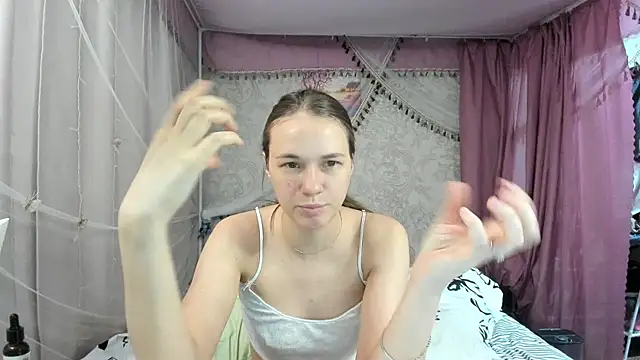 leila_bambi_ লাইভ XXX চ্যাট