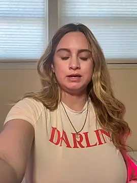 Czat XXX na żywo – Sophie_Raegan