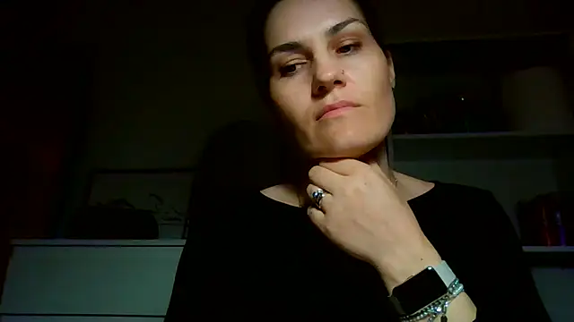 Ms-Lust1- – Live XXX-chat