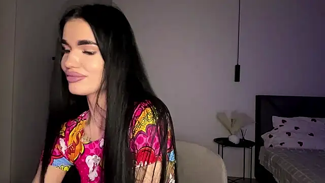 Вебкам-шоу KarieEgge