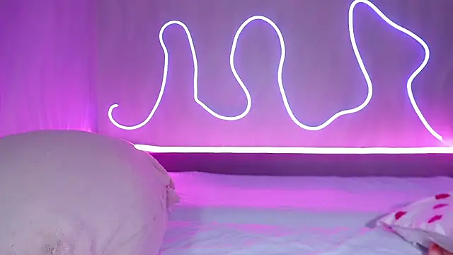 yourmermaidd Adlı Modelin Canlı XXX Sohbeti
