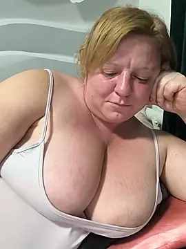 jusichka's Live XXX Chat