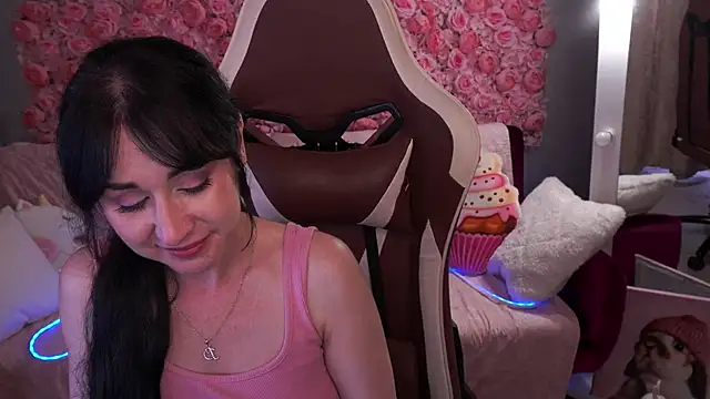 Chat XXX en directo de CarolinaaFoxyyy