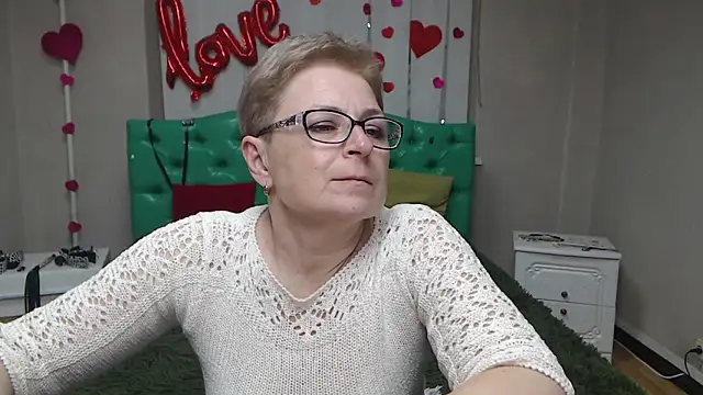 EmiliaGree's Webcam Show