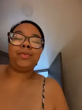 XMara's Live XXX Chat
