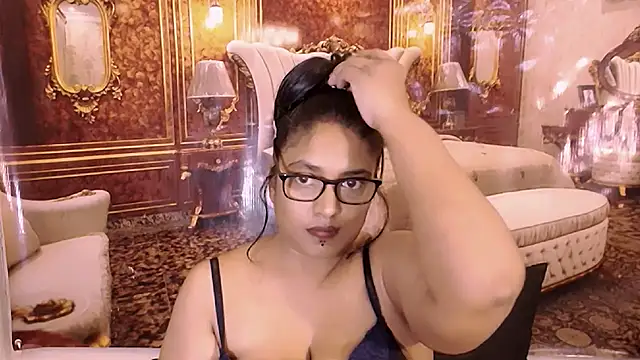 IndiaBlackPanther's Live XXX Chat