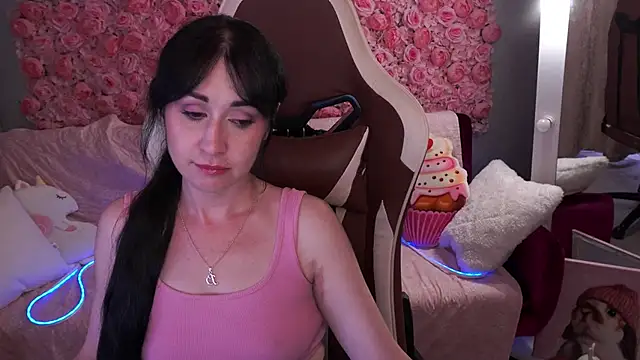 CarolinaaFoxyyy 现场XXX聊天