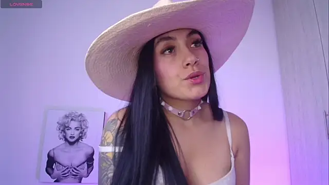 Czat XXX na żywo – Millie_bobby