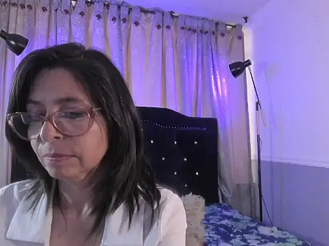 Živá chatovací místnost lena_gray