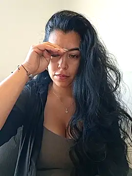 Luianna's Live XXX Chat