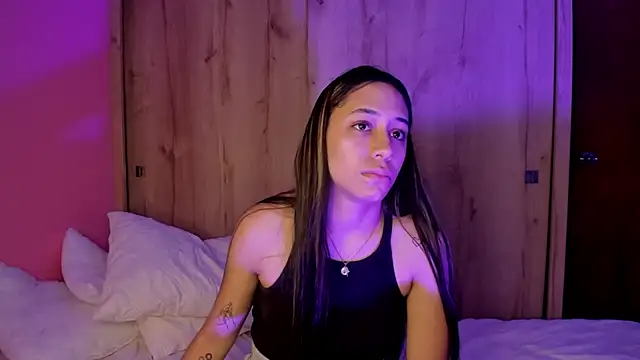 Show de TANIA_06 na webcam