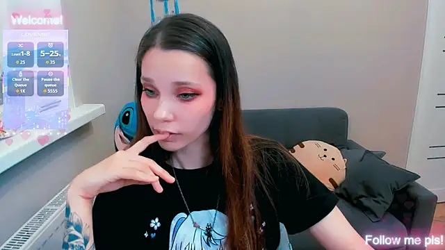 دردشة Kitten_Alissa الجنسية المباشرة