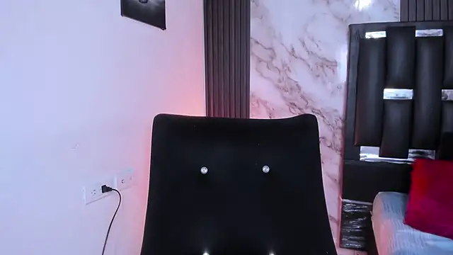 Nina_vegas: απευθείας συνομιλία ΧΧΧ