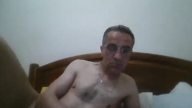 Rochinha73 Adlı Modelin Canlı XXX Sohbeti