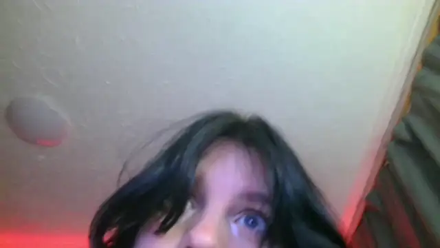 VeIvetLure's Live XXX Chat