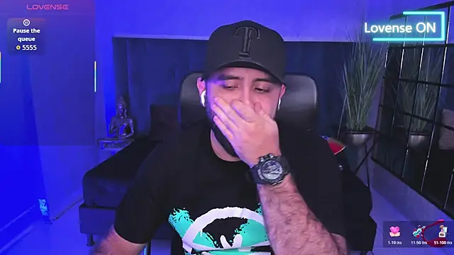 jhon_bear03 Adlı Modelin Canlı XXX Sohbeti