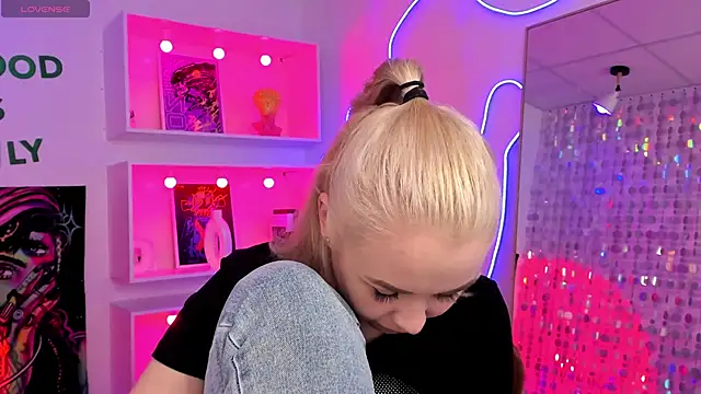 Živý XXX chat StephanieSweety