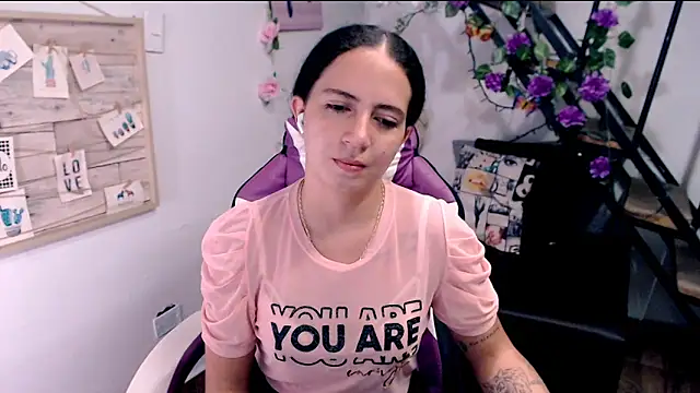 samantha_baby_ Chat XXX in diretta