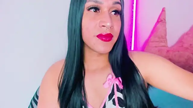 Candace_Queen Webcam Show