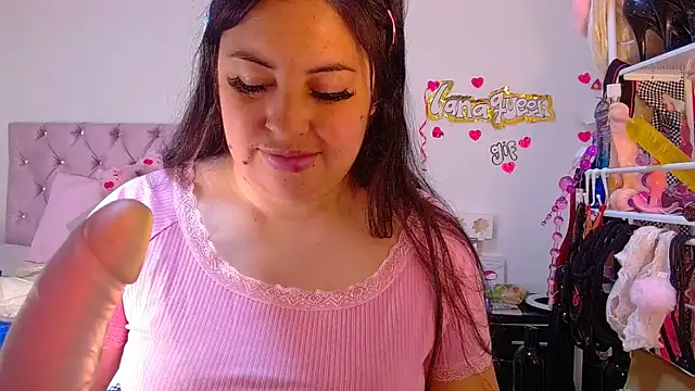 lanaqueen699's Live XXX Chat