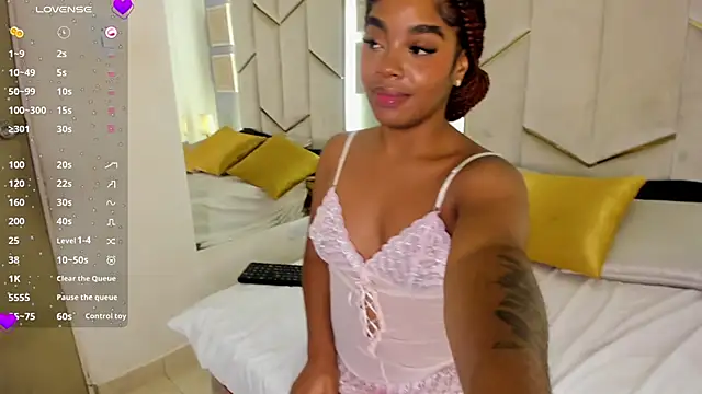 ShuriLux Webcam show