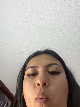 Issa_Santana's Live XXX Chat