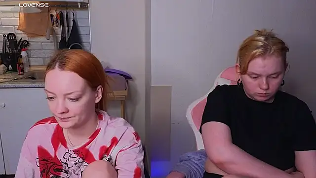 Radiants_two's Live XXX Chat
