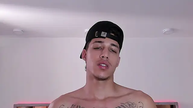 Chat XXX en directo de orionblaze69_