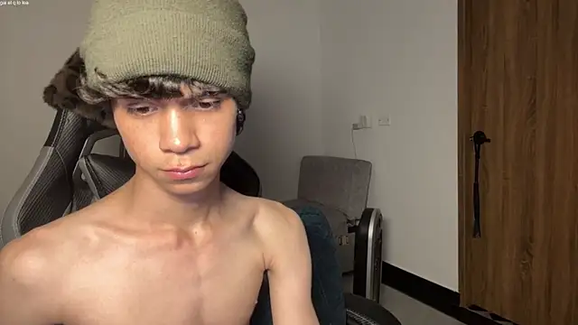 OopsAgain_ Chat XXX live