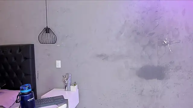 zam_noir webkamerás műsora
