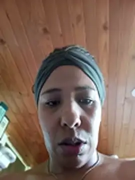 Chat XXX en directo de Ivon_C