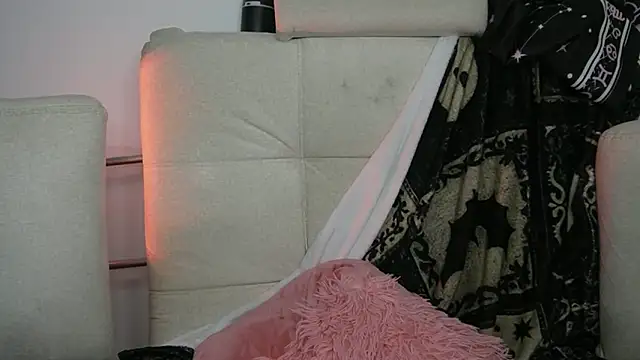 Chat +18 de ari_kat ao vivo