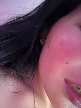دردشة GiuliaBianchi الجنسية المباشرة