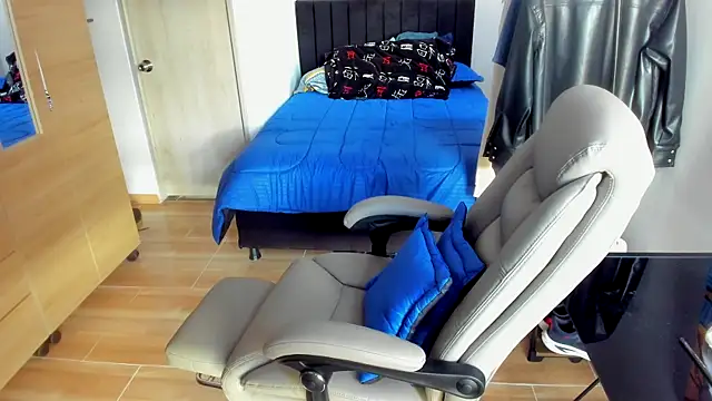 AliottTwink – Naživo XXX chat