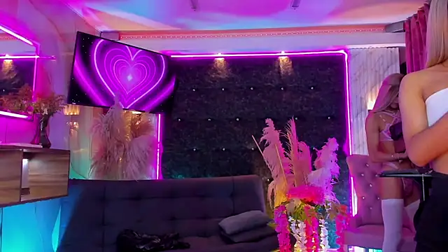 Queens_Wonders_Blondersのウェブカメラショー