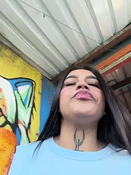 Emily_sharlot's Webcam Show